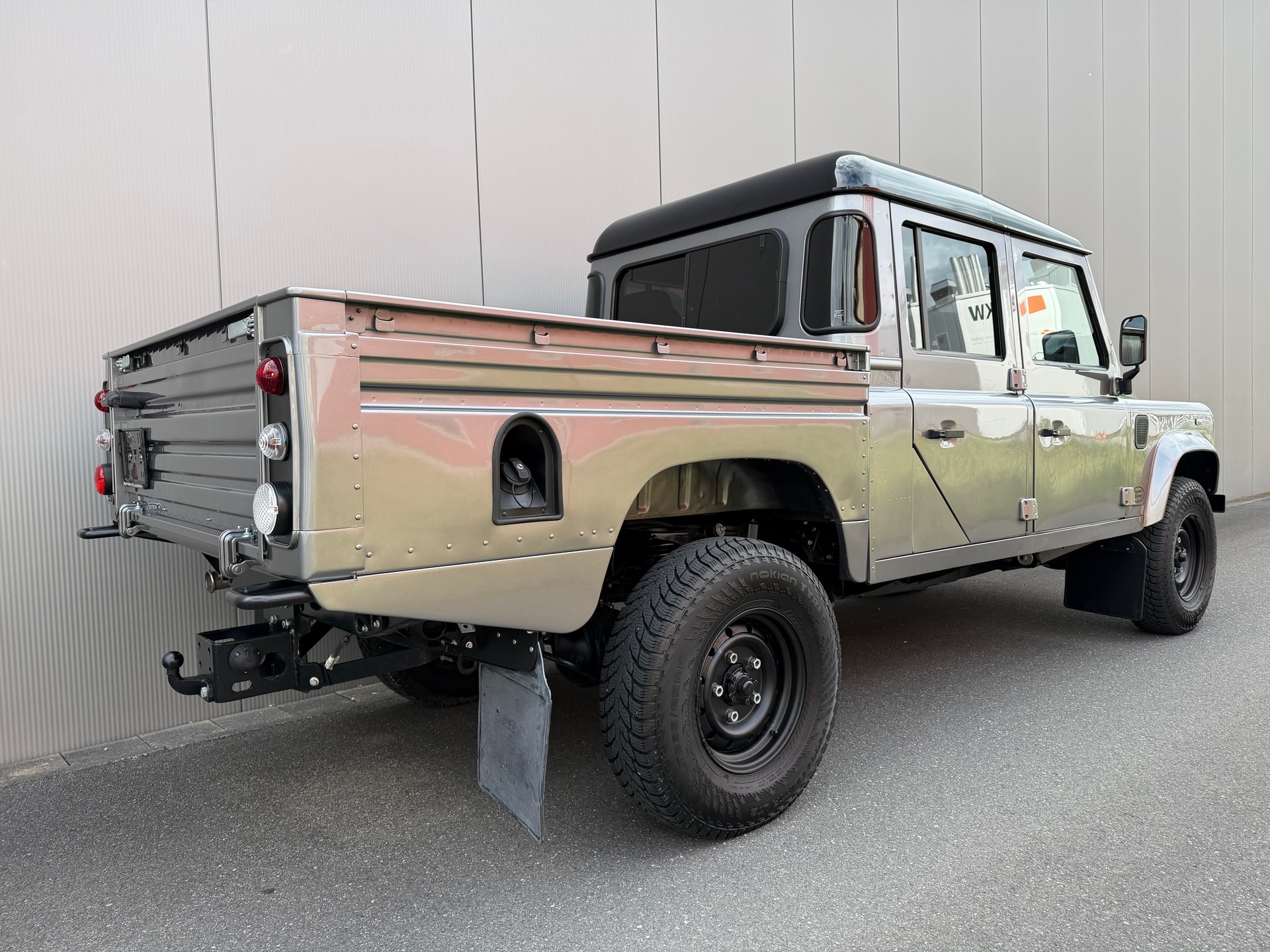 LAND ROVER Defender 130 TD4 2.2 VERZINKT-image-5