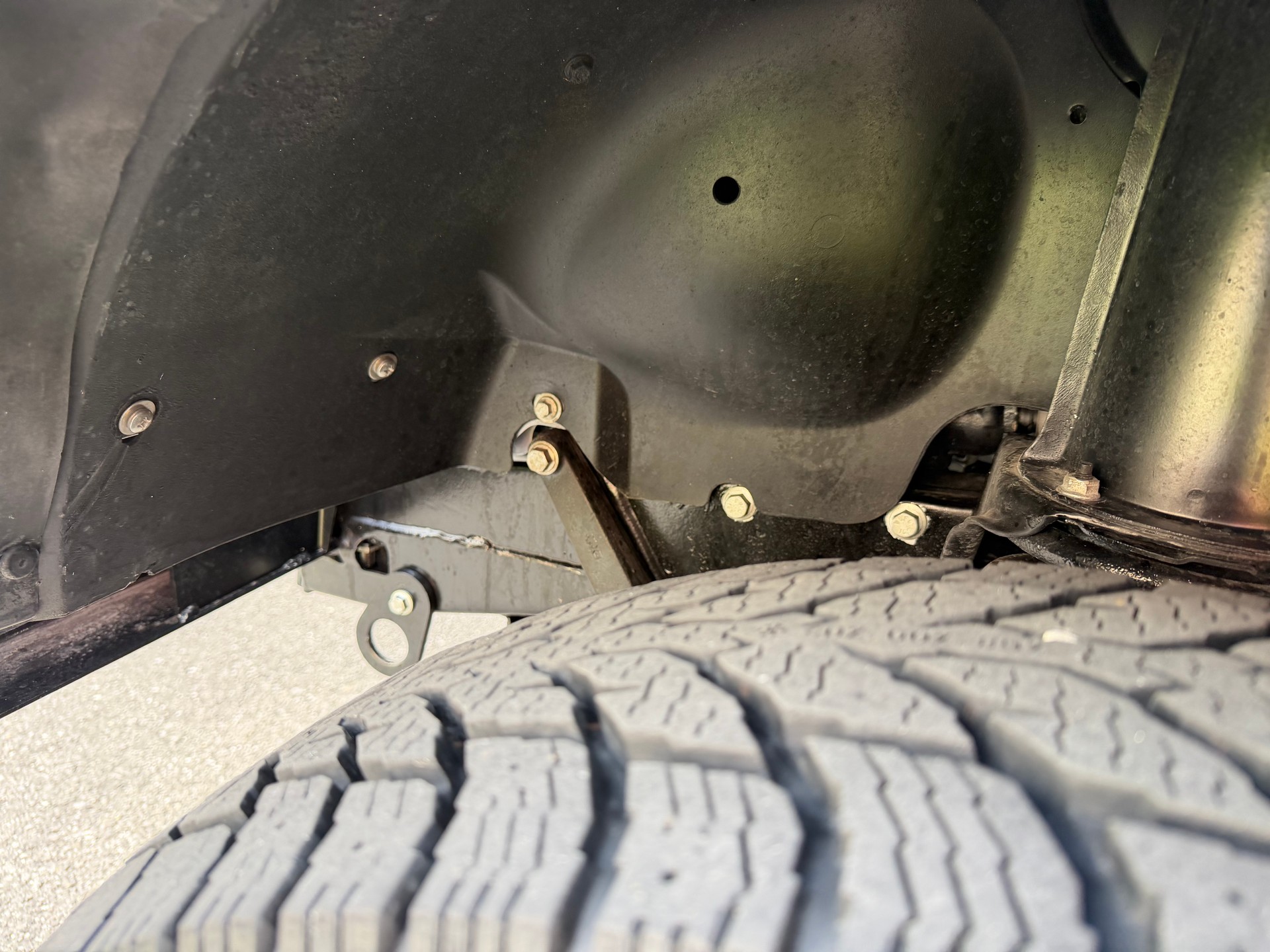 LAND ROVER Defender 130 TD4 2.2 VERZINKT-image-16