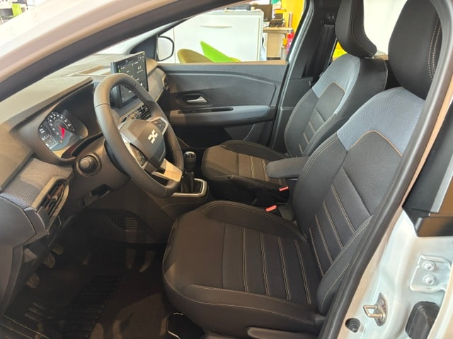 DACIA Sandero Stepway TCe 110 Expression-image-8