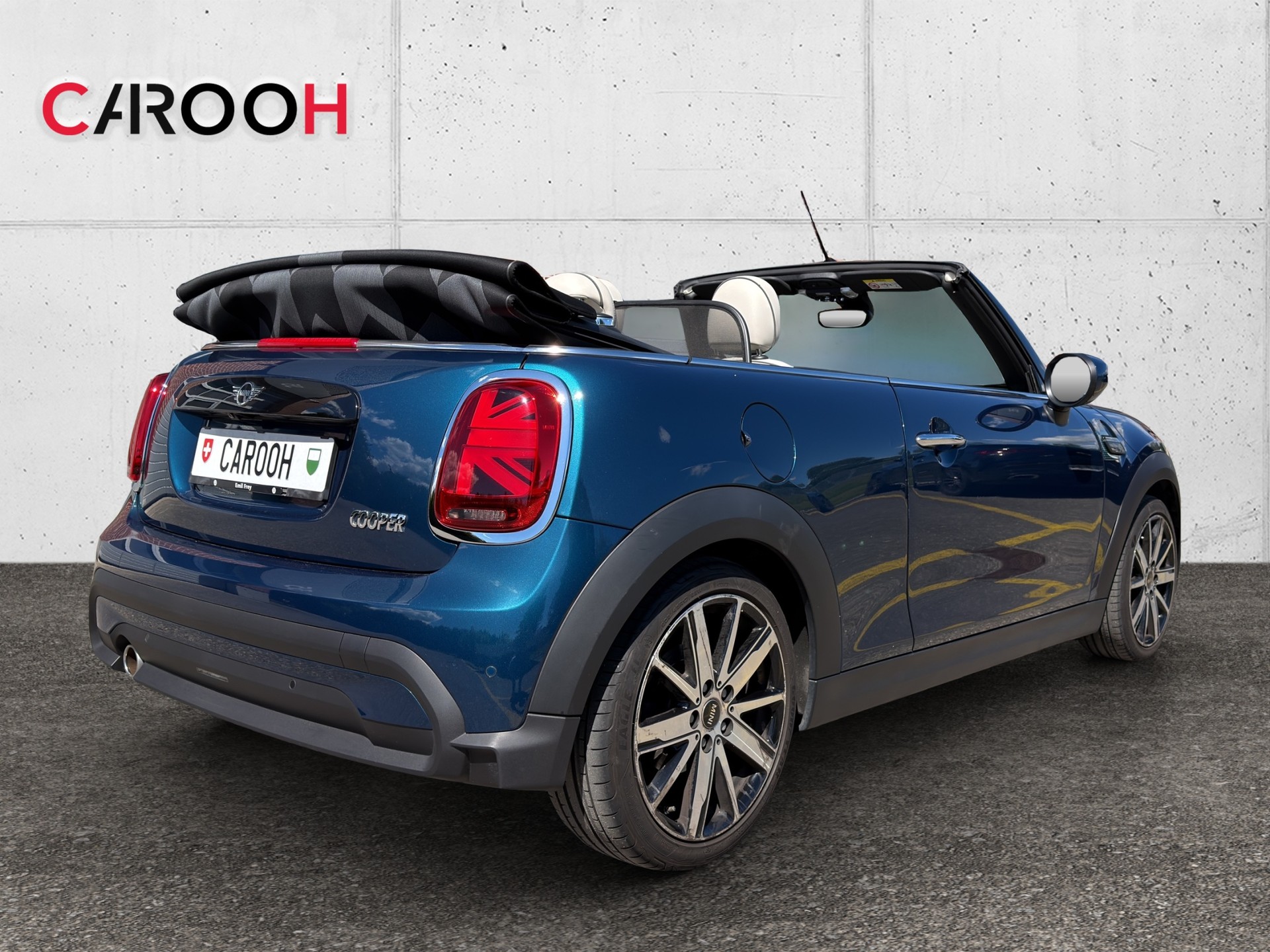 MINI Cooper Cabriolet-image-8