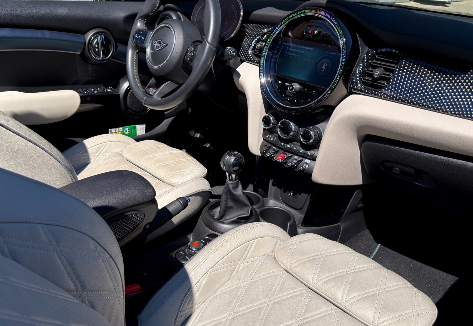MINI Cooper Cabriolet-image-20