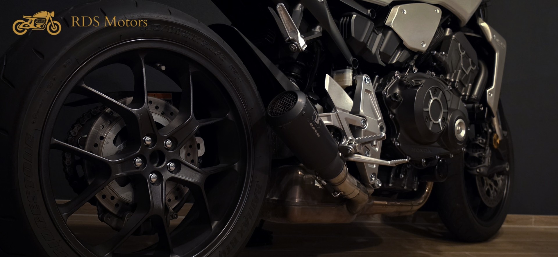 HONDA CB 1000 R ABS-image-11