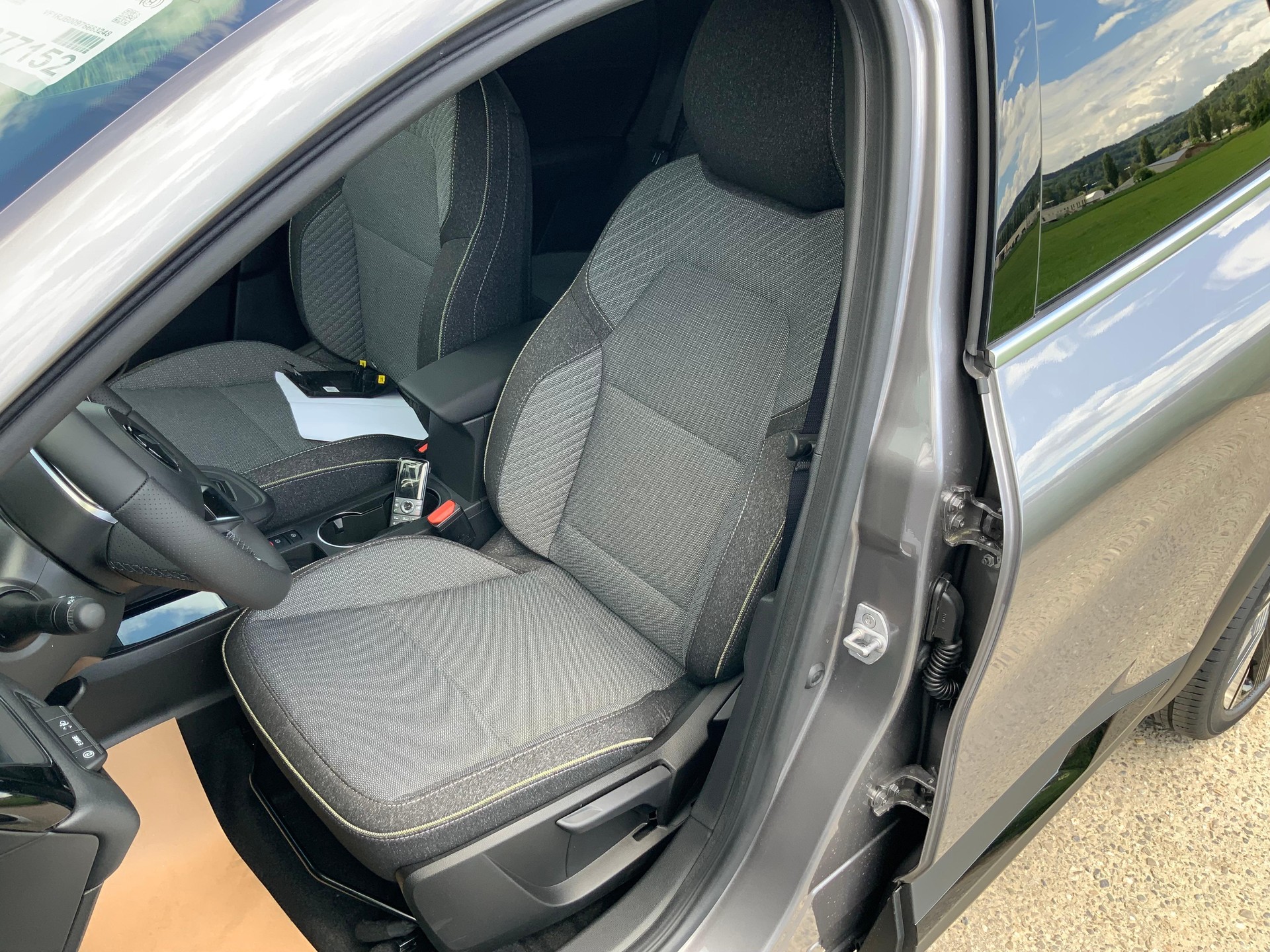 MITSUBISHI Grandis 1.8 HEV Intense-image-6