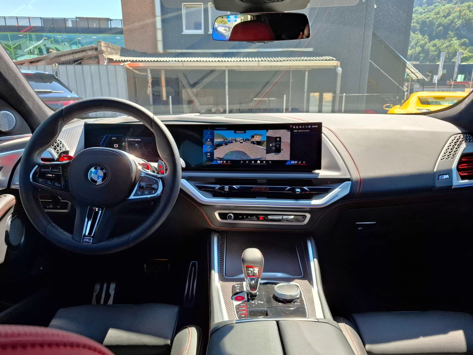 BMW XM xDrive PHEV Steptronic LABEL RED (1 of 500)-image-7