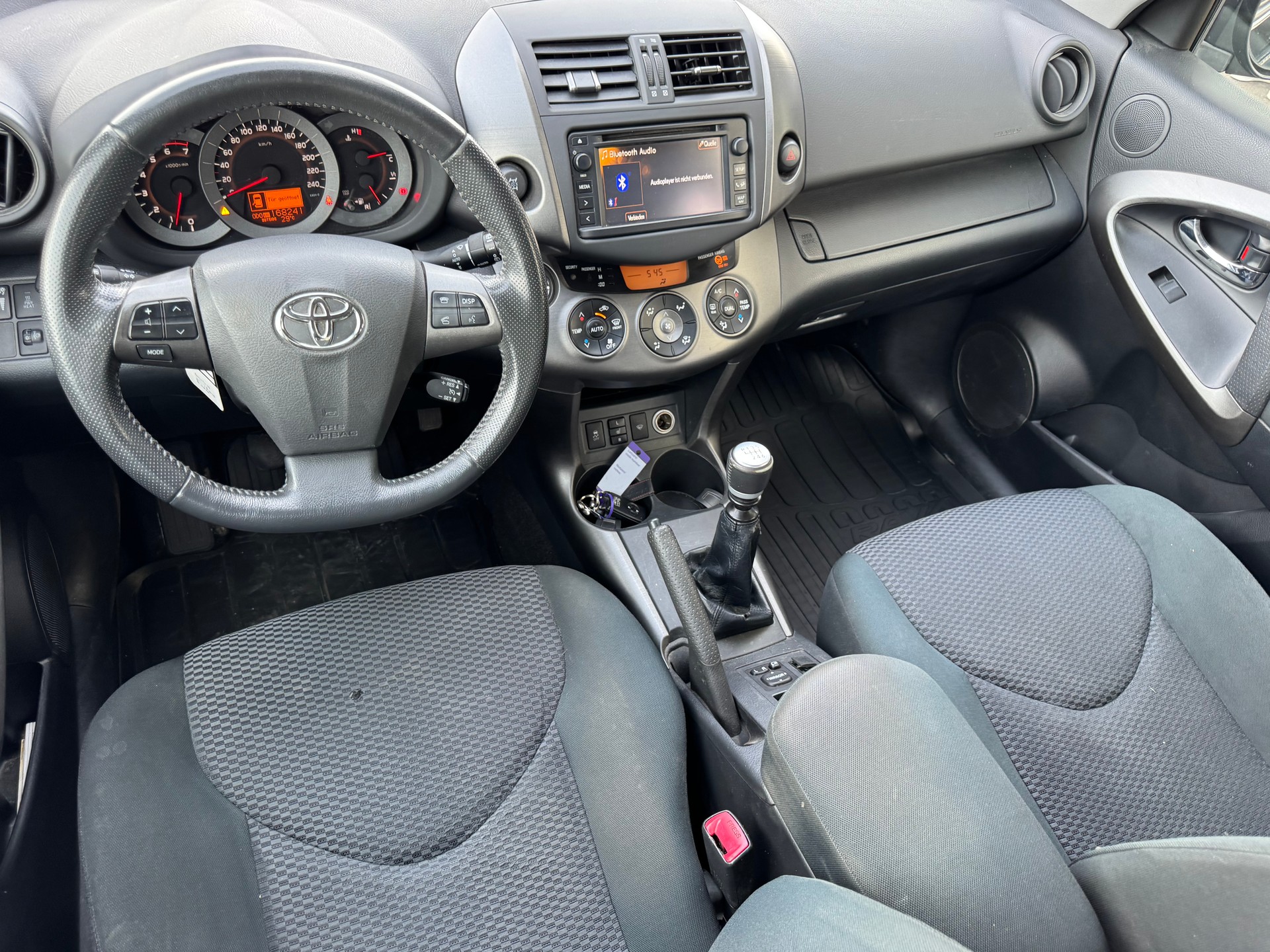 TOYOTA RAV-4 2.2D-4D Linea Luna-image-7