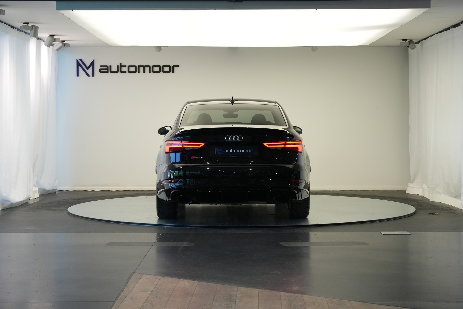 AUDI RS3 Limousine 2.5 TSI quattro S-tronic *Sportsitze* *Assistenzpaket* *B&O*-image-5