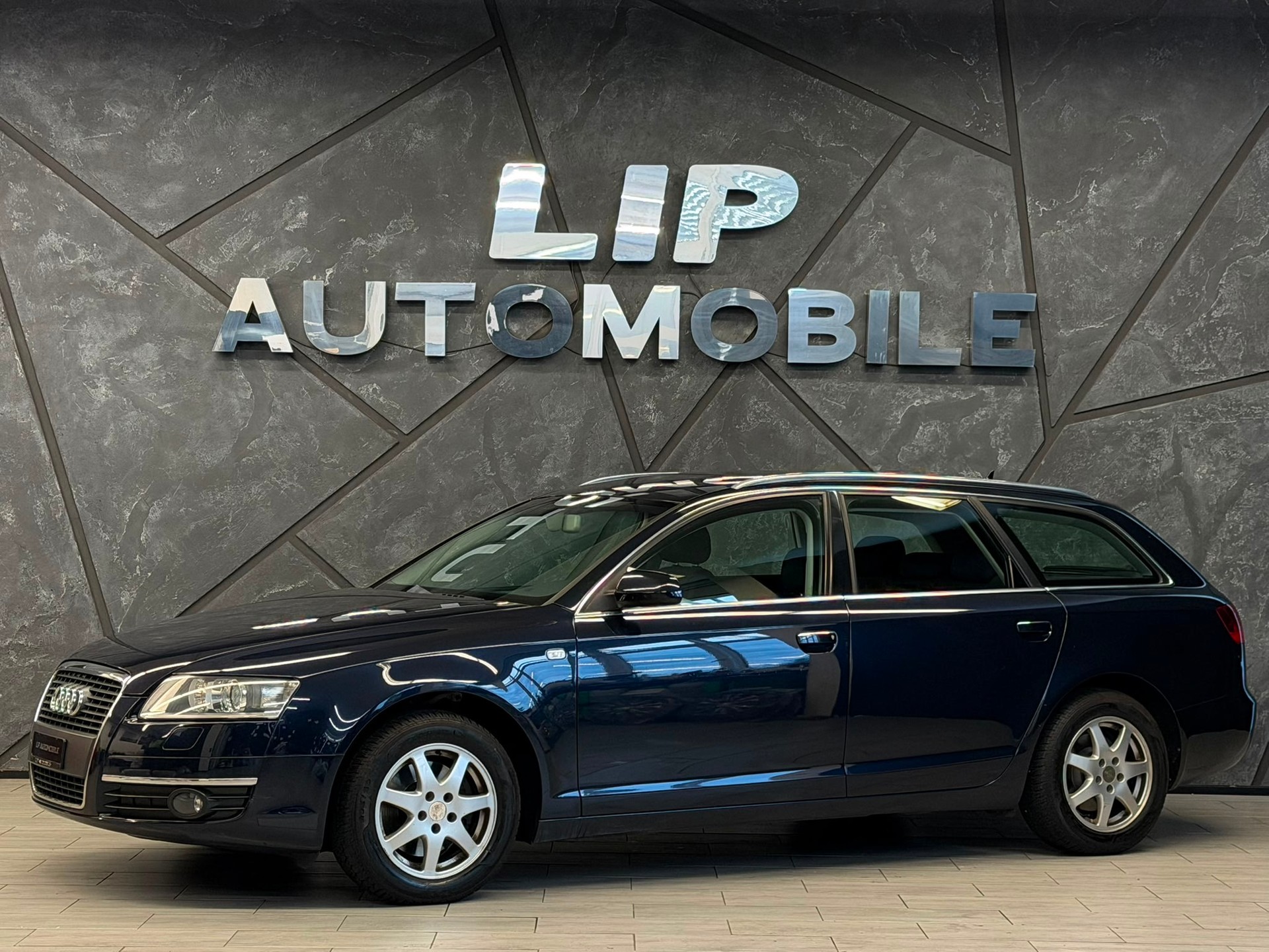AUDI A6 Avant 2.4 V6 tiptronic