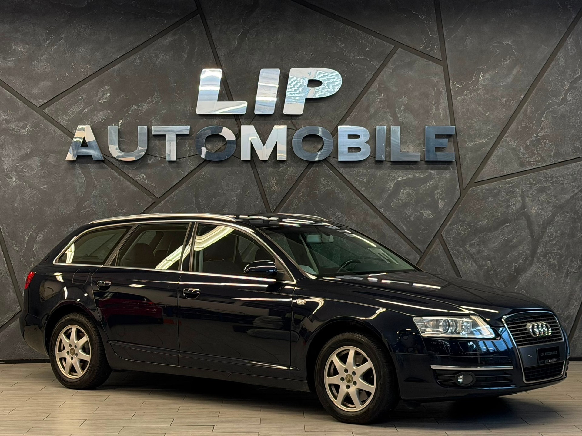 AUDI A6 Avant 2.4 V6 tiptronic-showroom-element-2