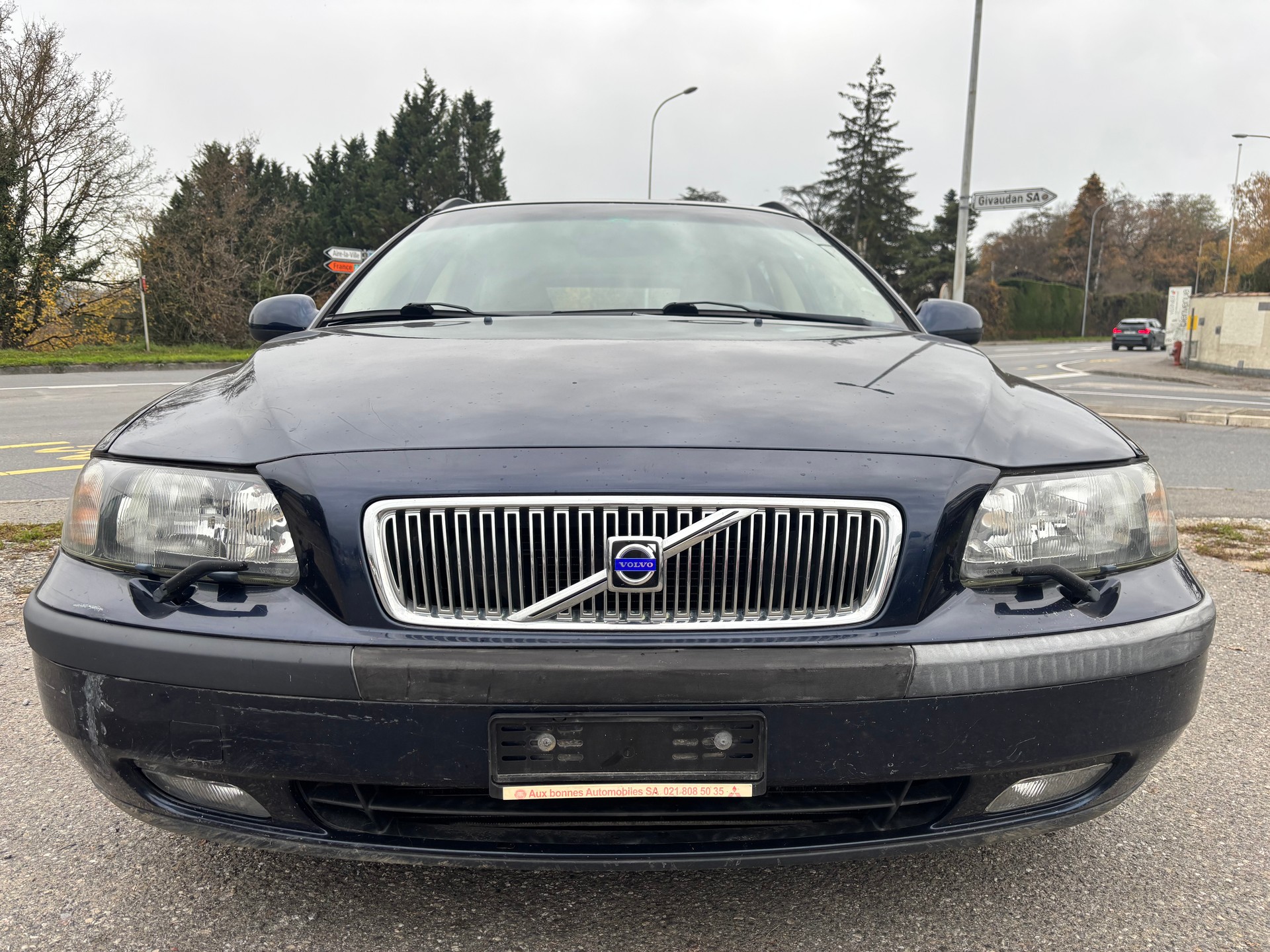 VOLVO V70 D5