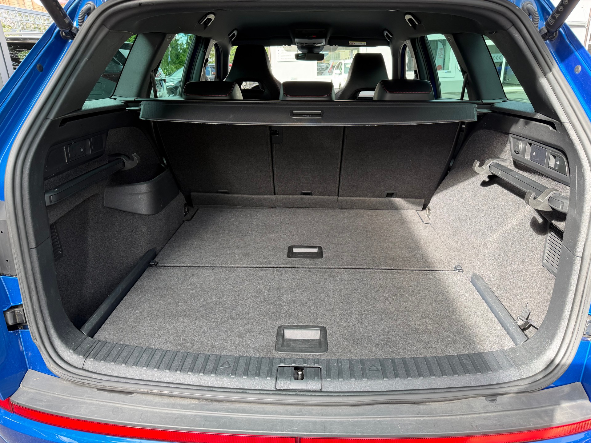 SKODA Kodiaq 2.0 TSI 4x4 RS-image-10