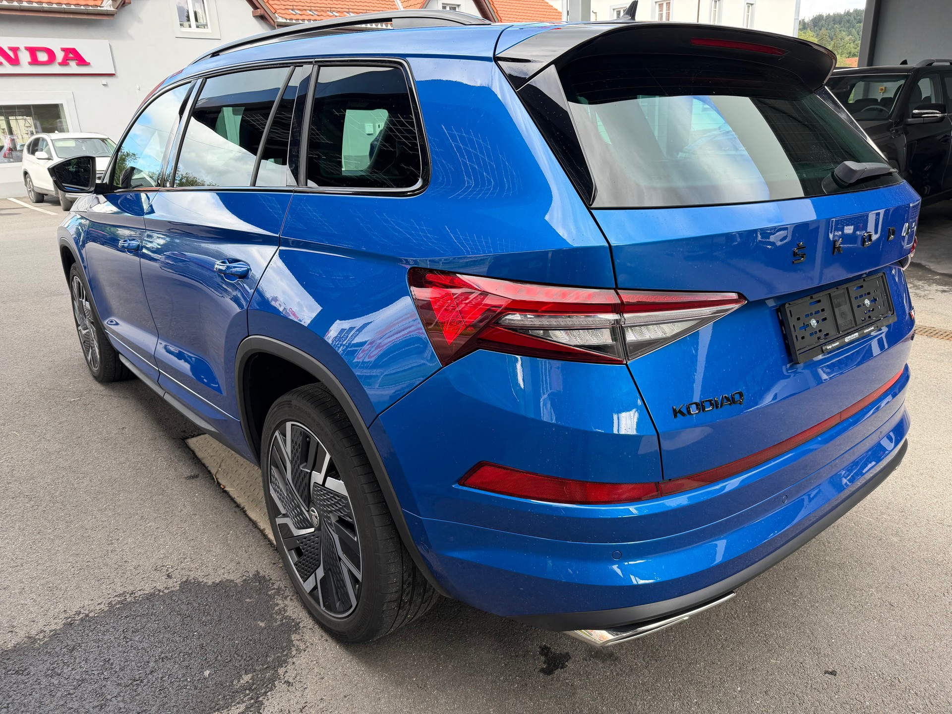 SKODA Kodiaq 2.0 TSI 4x4 RS-image-7