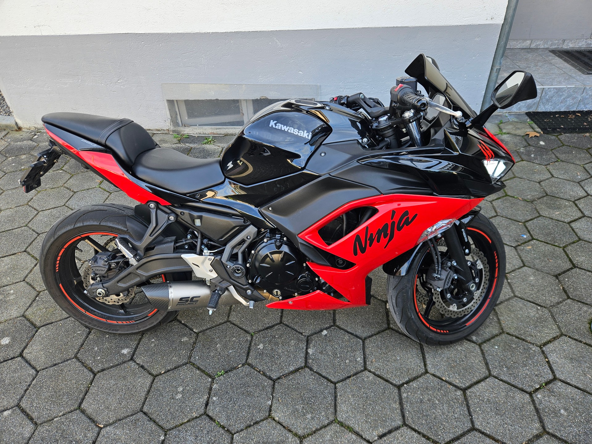 KAWASAKI Ninja 650-image-4