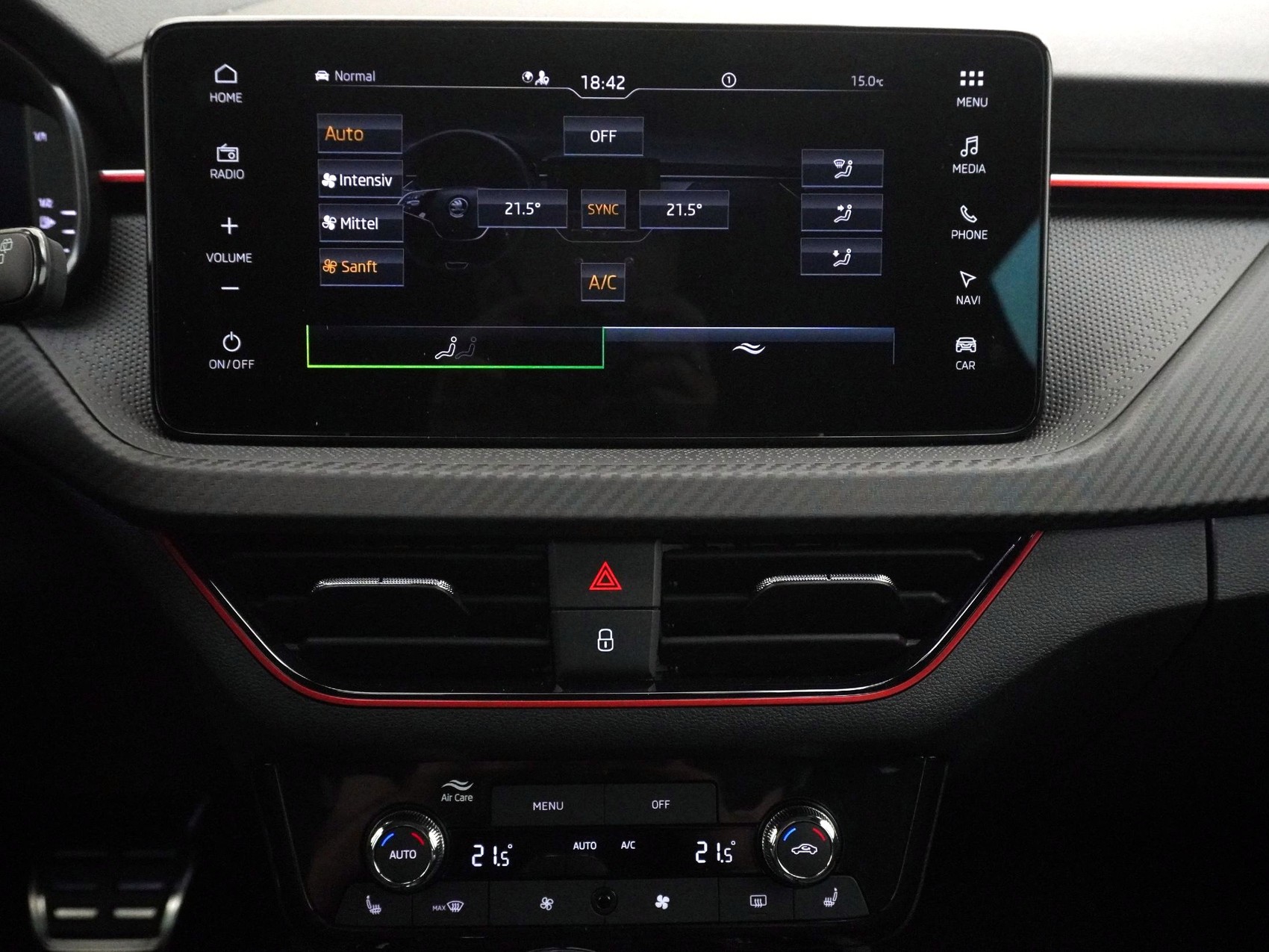 SKODA Kamiq 1.5 TSI Monte Carlo-image-22