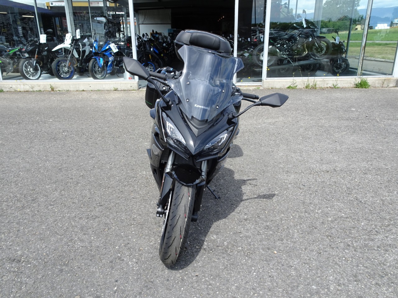 KAWASAKI Ninja 1100 SX Tourer +-image-2