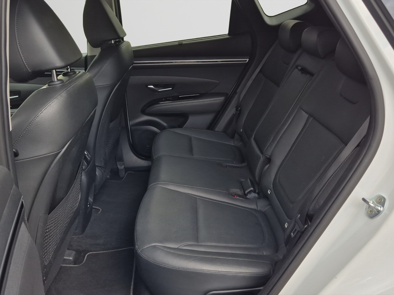 HYUNDAI Tucson 1.6 TGDI PHEV Vertex 4WD-image-11