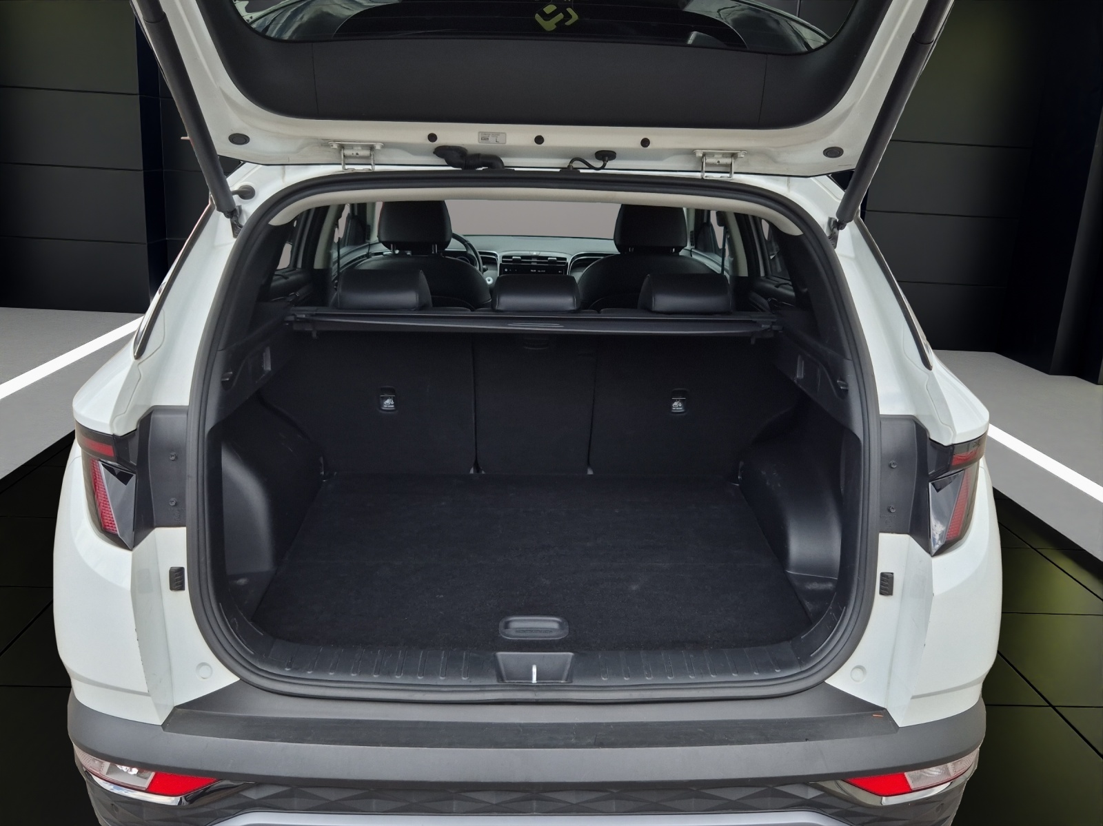 HYUNDAI Tucson 1.6 TGDI PHEV Vertex 4WD-image-12
