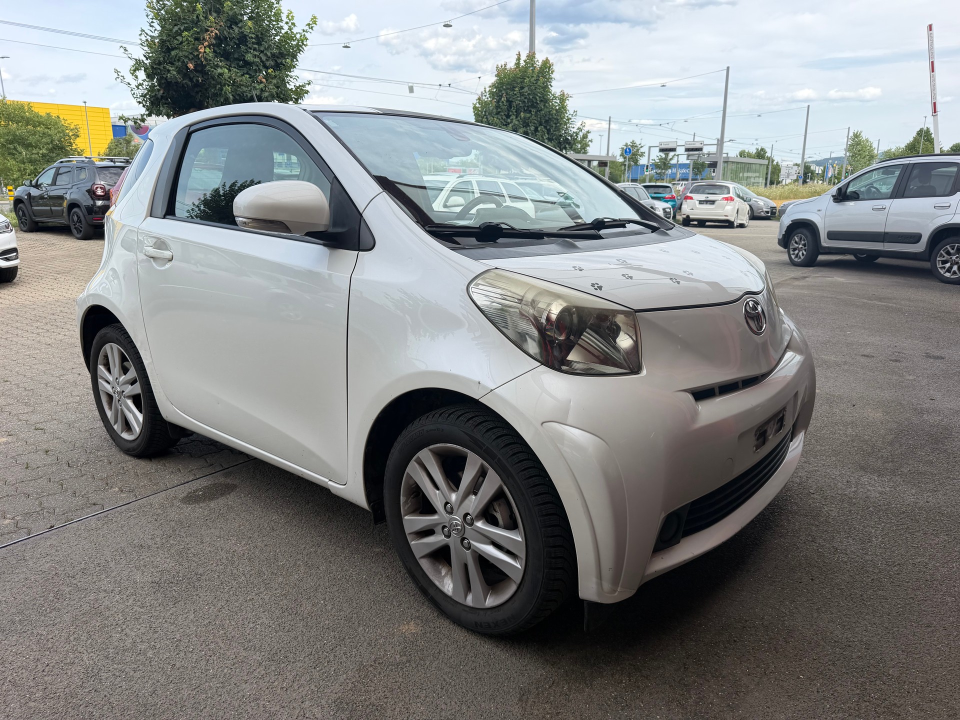 TOYOTA iQ3 1.33 Dual VVT-i-showroom-element-1