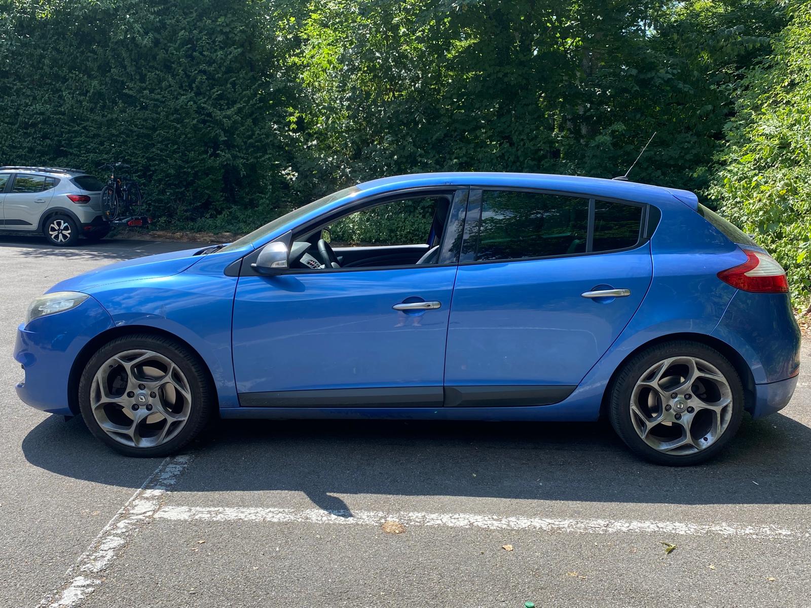RENAULT Mégane 2.0 16V Turbo Privilège-showroom-element-2