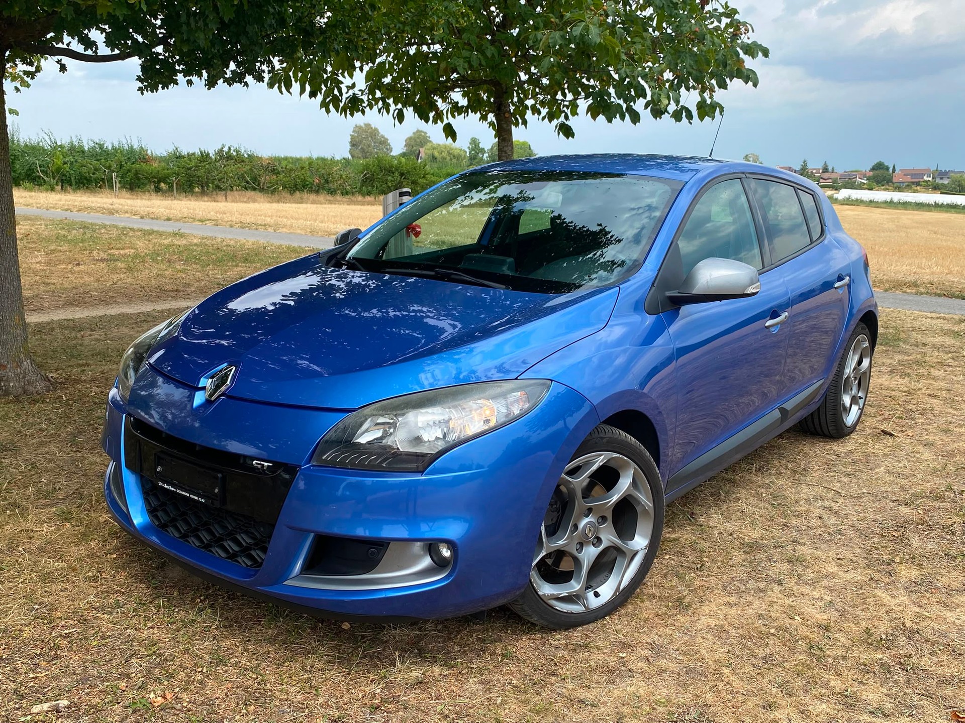 RENAULT Mégane 2.0 16V Turbo Privilège << écran cassé >>-showroom-element-1