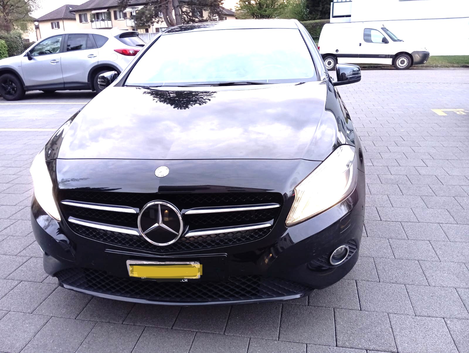 MERCEDES-BENZ MERCEDES-BENZ A 180 CDI-showroom-element-1