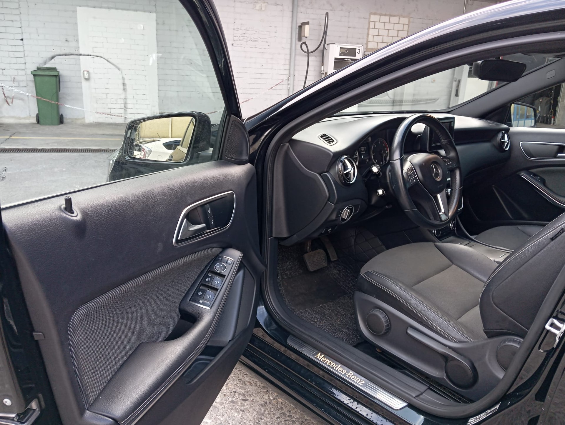 MERCEDES-BENZ MERCEDES-BENZ A 180 CDI-image-7