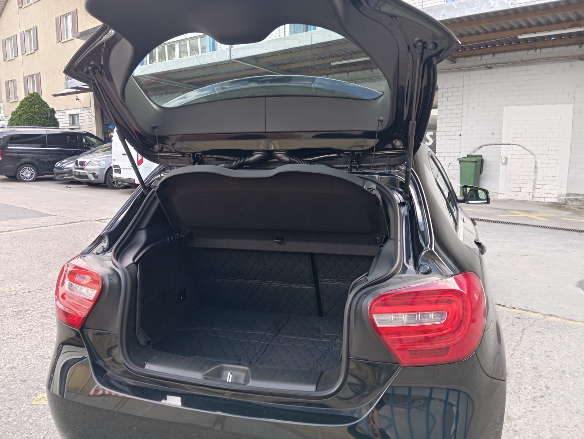 MERCEDES-BENZ MERCEDES-BENZ A 180 CDI-image-13