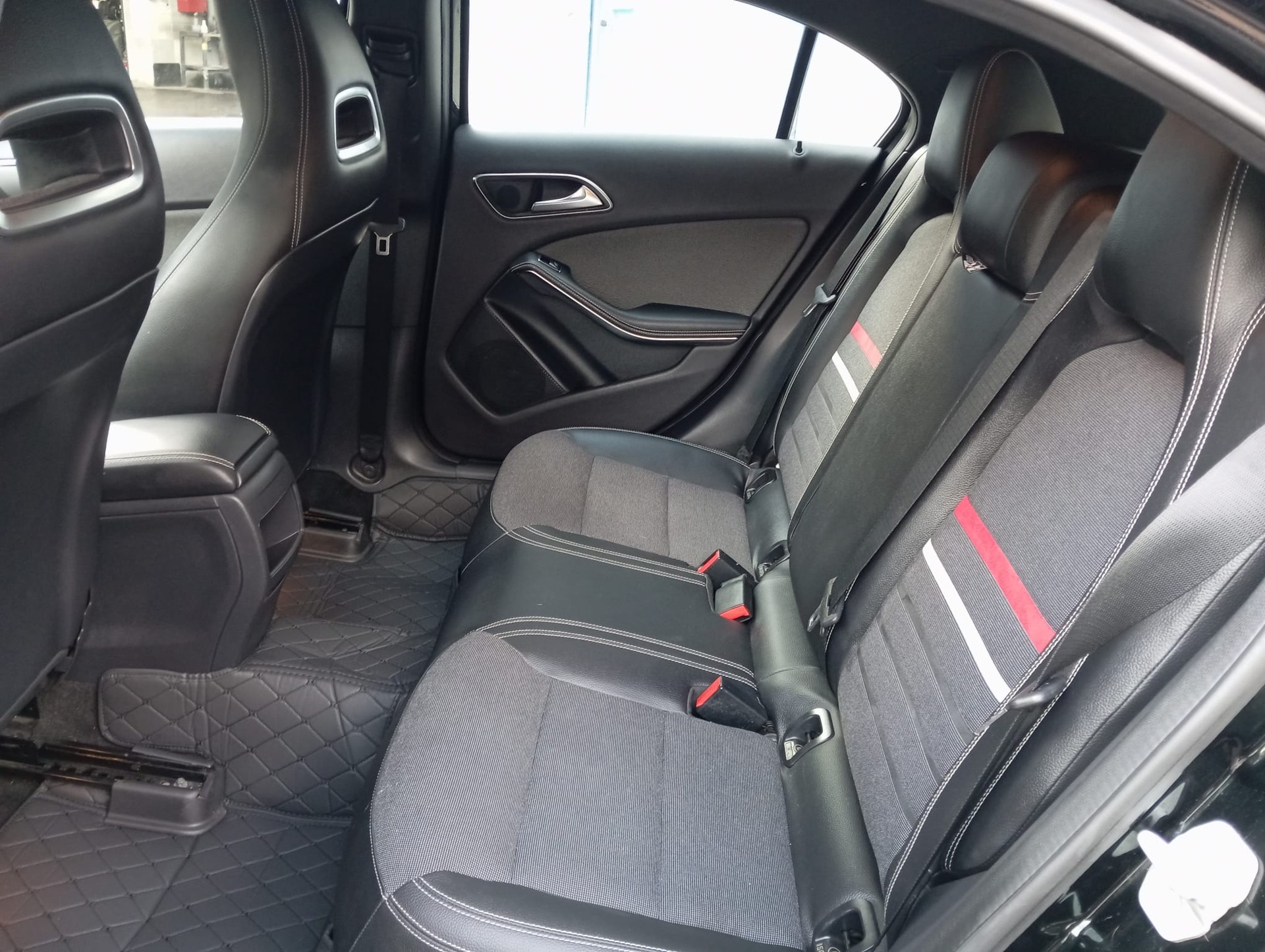 MERCEDES-BENZ MERCEDES-BENZ A 180 CDI-image-12