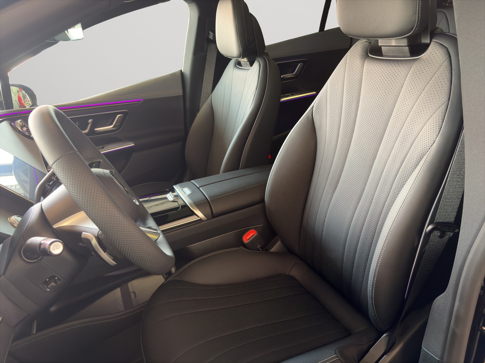 MERCEDES-BENZ EQE 350 4 Matic Executive Edition-image-7