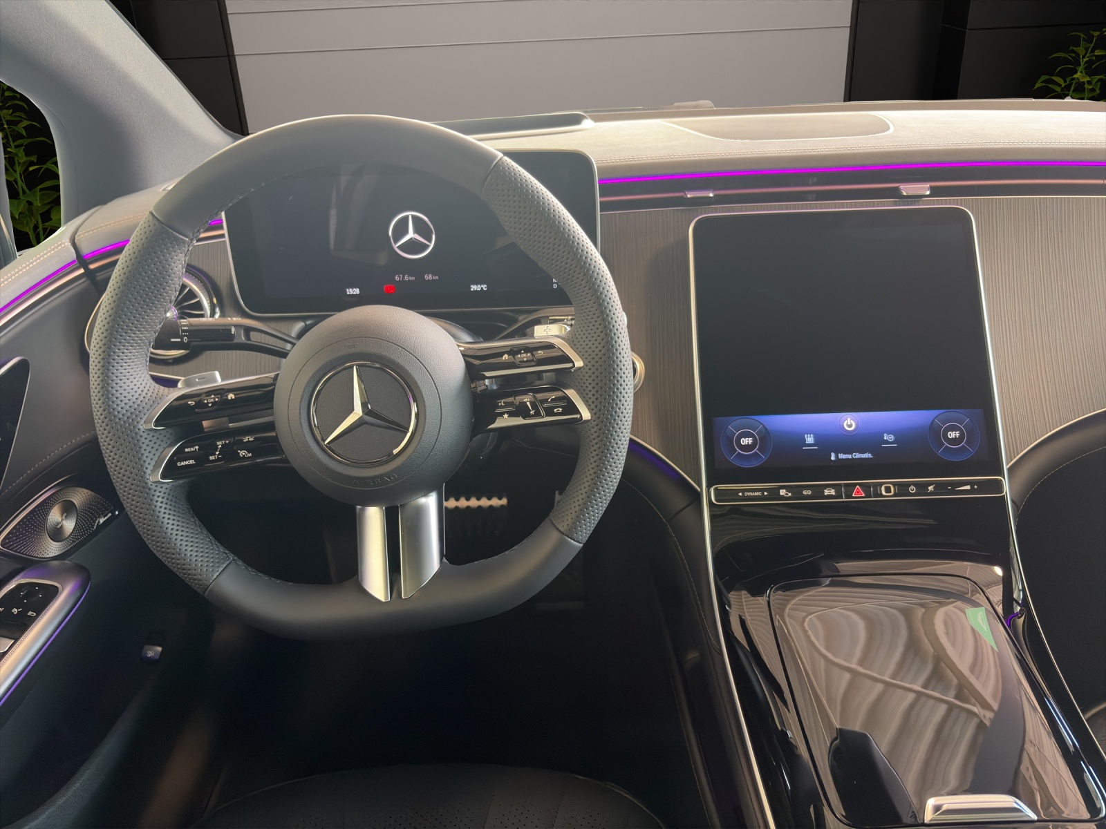 MERCEDES-BENZ EQE 350 4 Matic Executive Edition-image-9