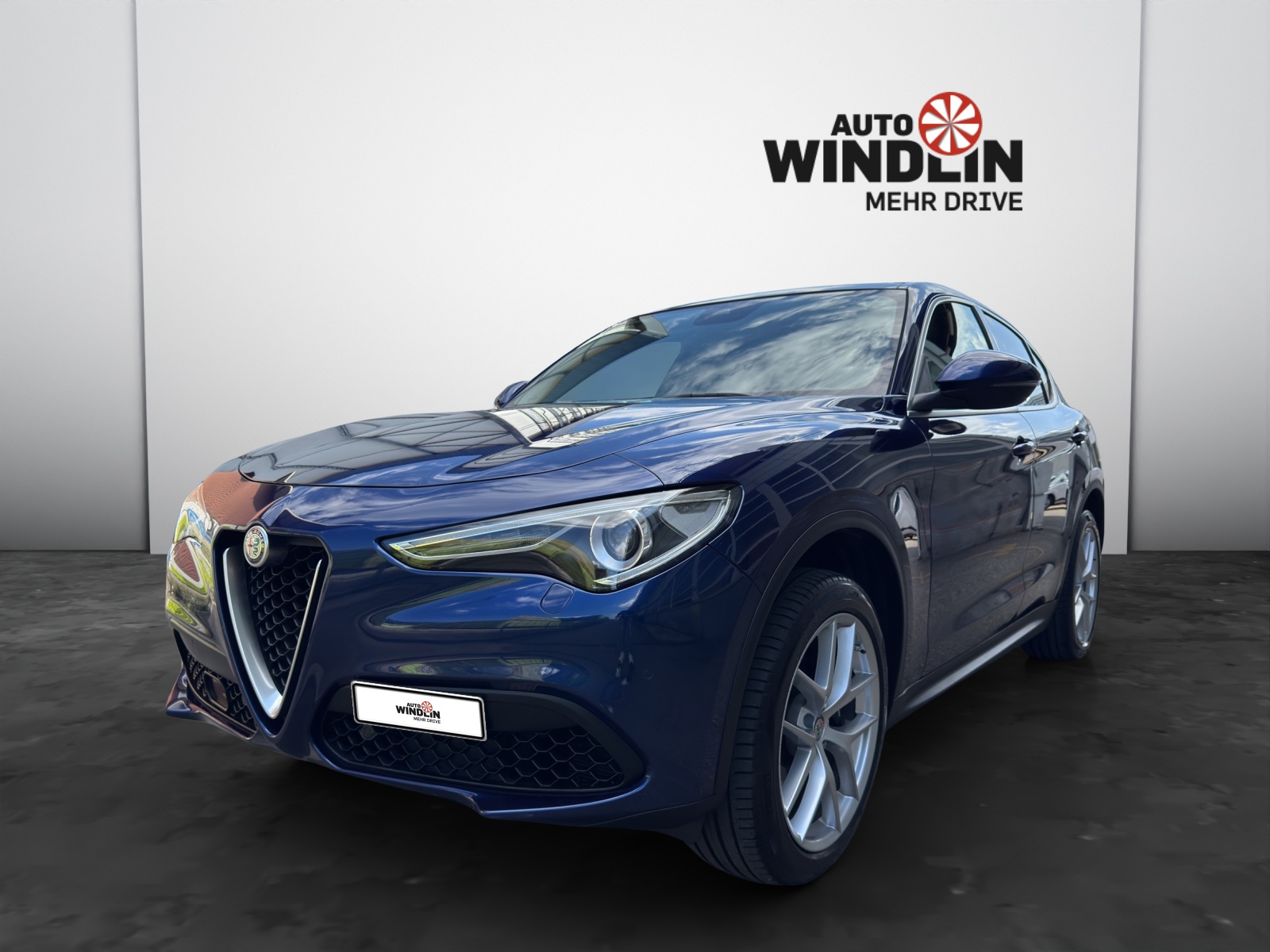ALFA ROMEO Stelvio 2.0 Q4 280 Executive-showroom-element-1