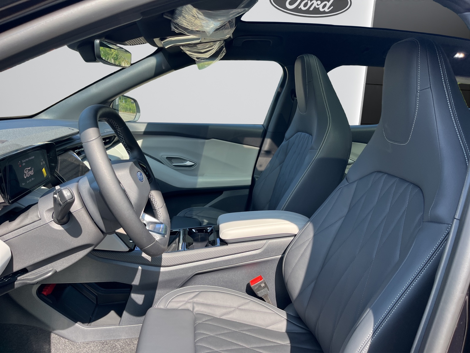 FORD Explorer Elektro 77kWh Dual Extended Range Premium AWD-image-8