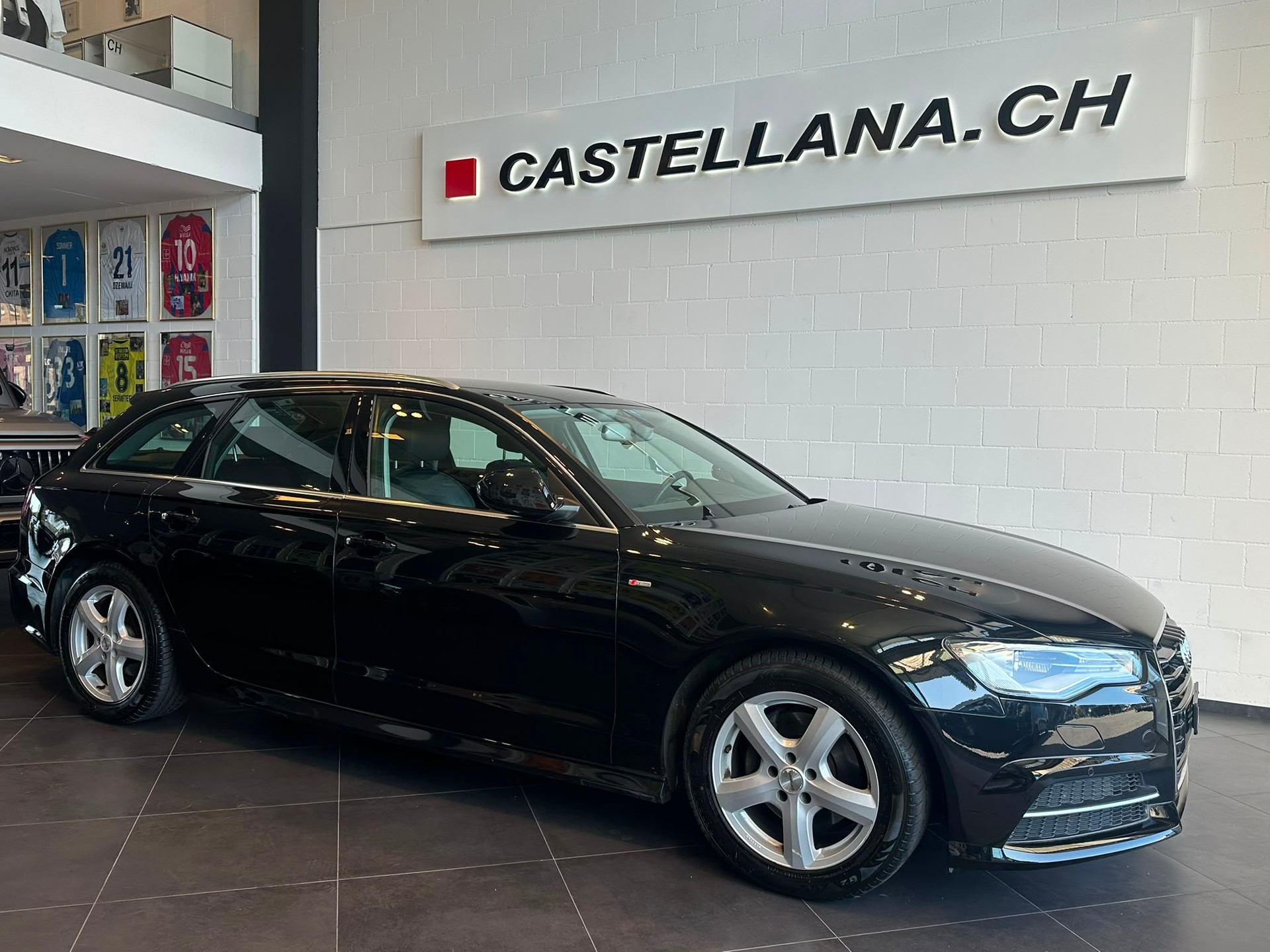AUDI A6 Avant 2.0 TDI quattro S-tronic