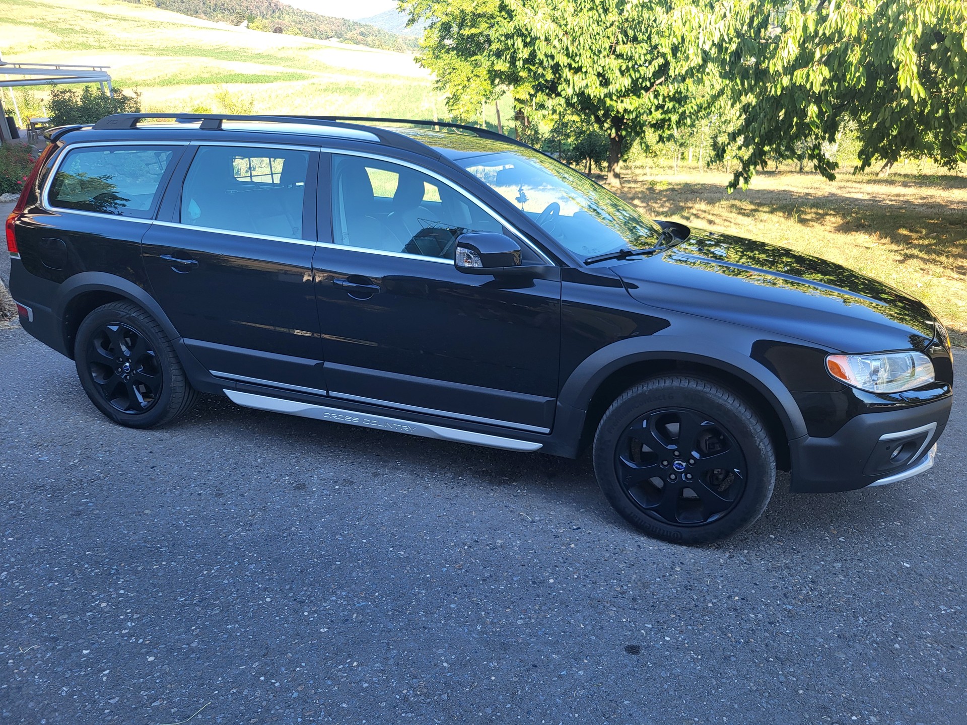 VOLVO 2.4 D4 Summum AWD-image-1