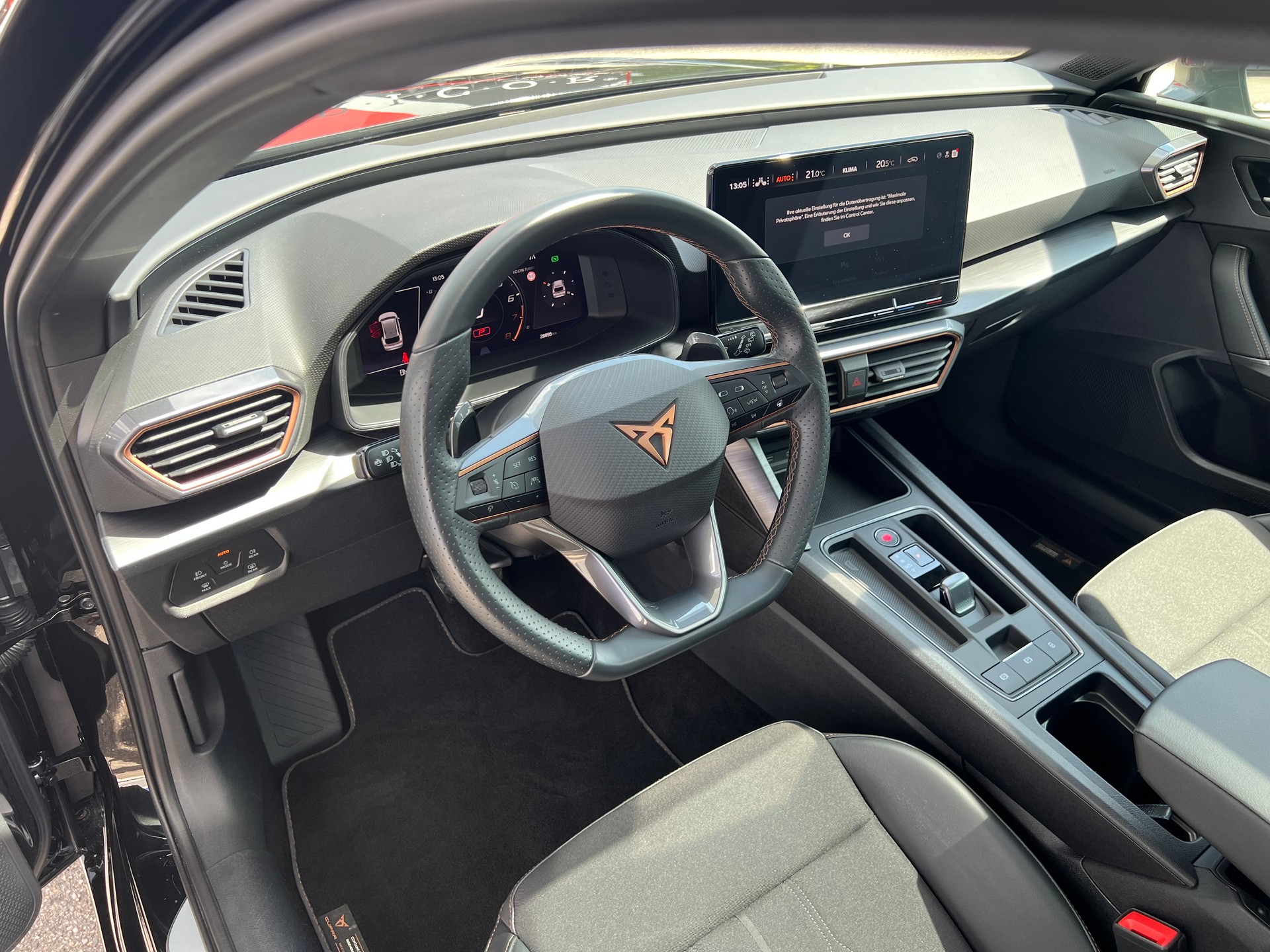 CUPRA Leon ST 2.0 TSI DSG-image-8