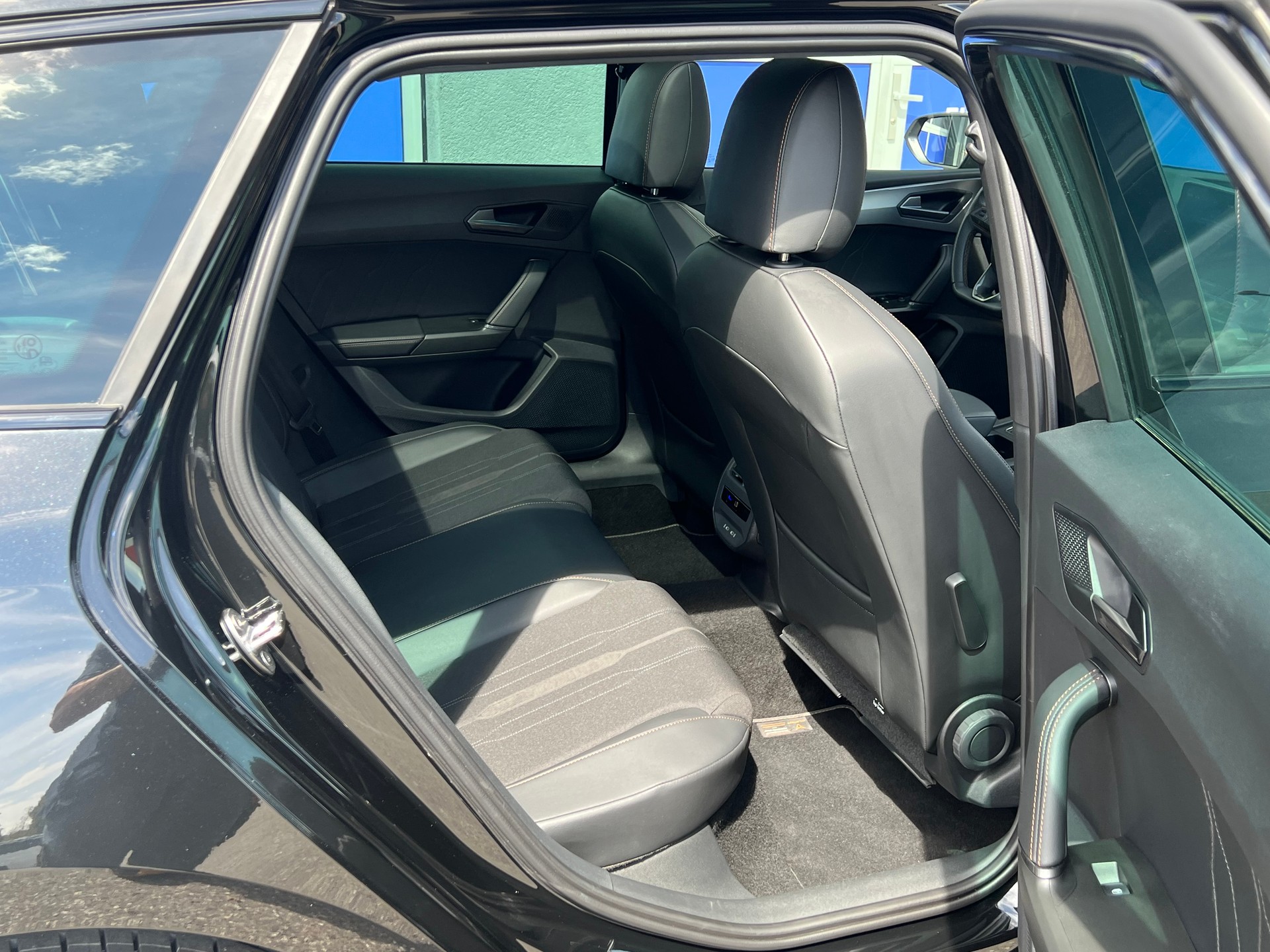CUPRA Leon ST 2.0 TSI DSG-image-13