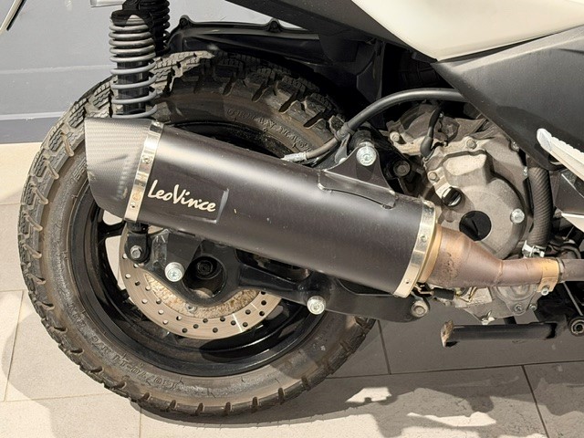 YAMAHA X-Max CZD 300 ABS-image-6