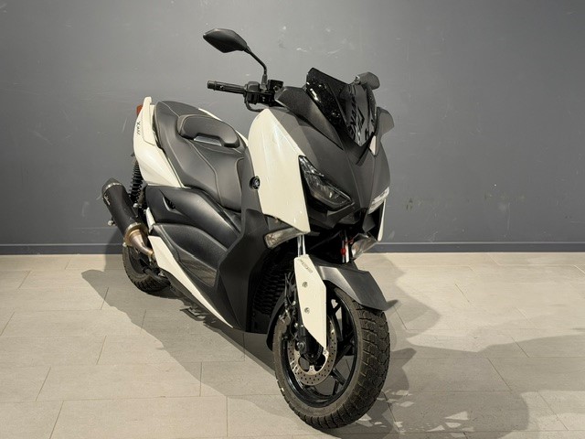 YAMAHA X-Max CZD 300 ABS-image-1
