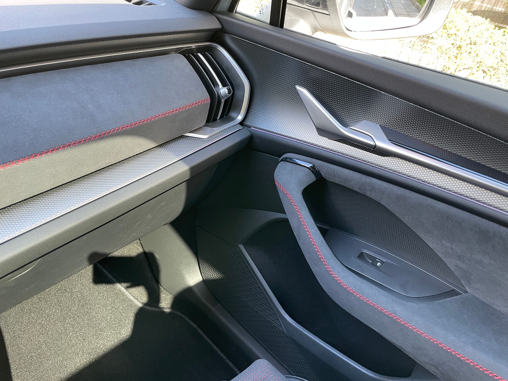 SKODA Kodiaq 2.0 TSI RS 4x4 7-Sitzer-image-26