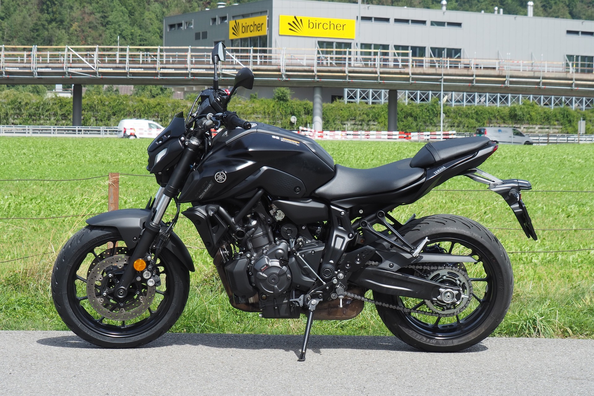 YAMAHA MT-07 (35KW)-showroom-element-1