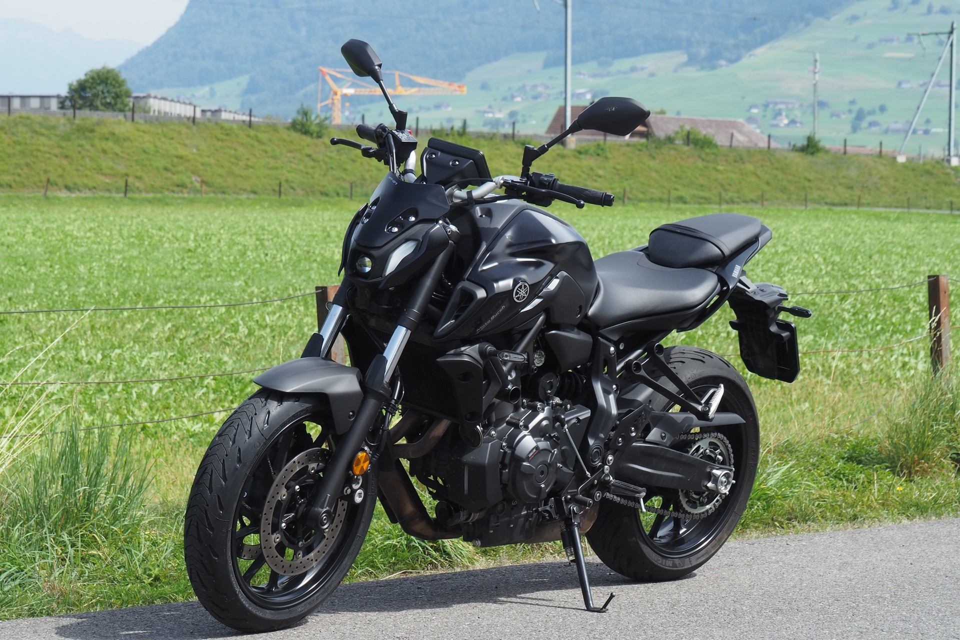 YAMAHA MT-07 (35KW)-showroom-element-3