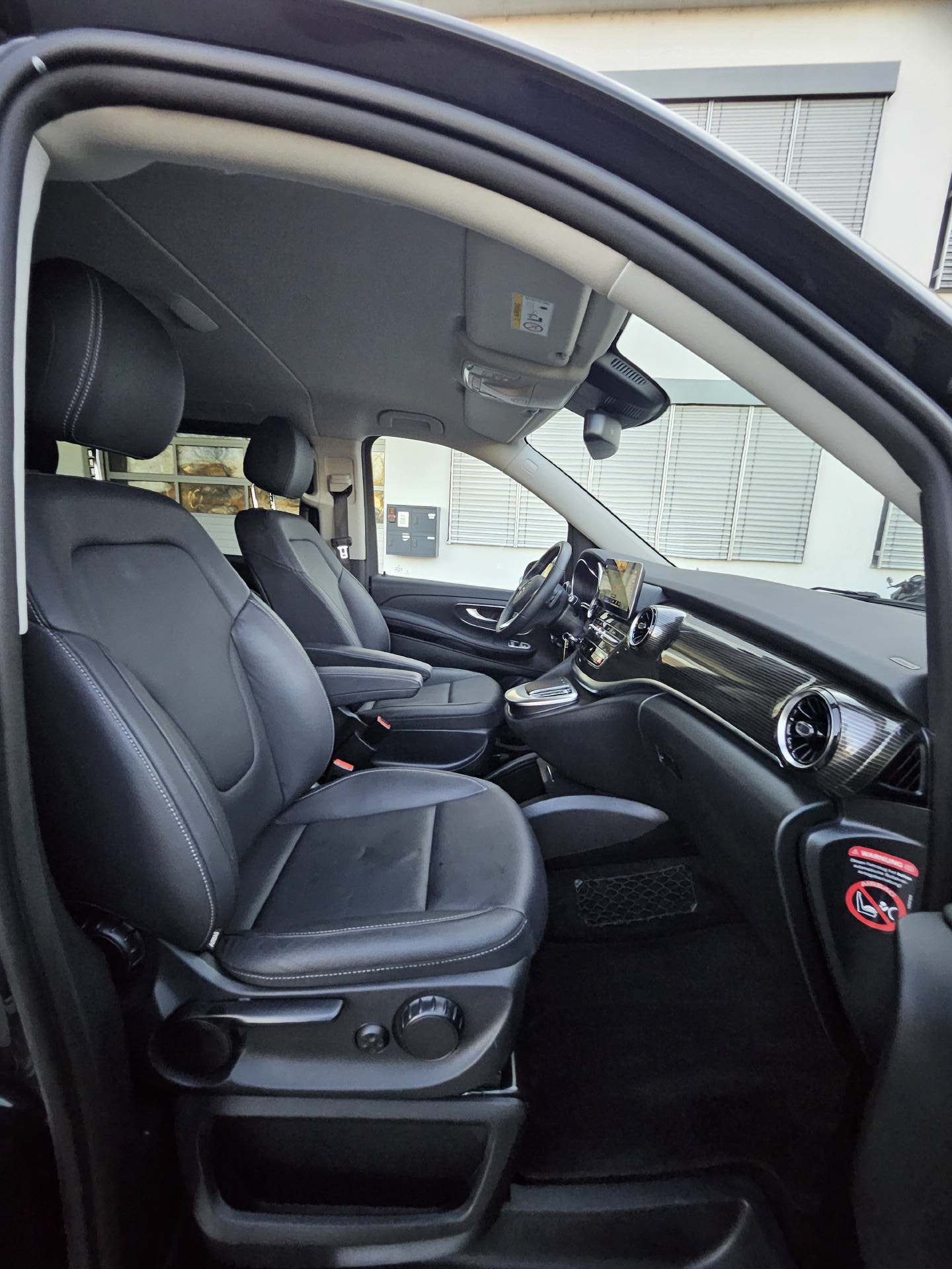 MERCEDES-BENZ V 250 d Avantgarde lang 4matic Van * 7- Plätzer * 10 Jahre oder 100'000km Gratisservice *-image-20