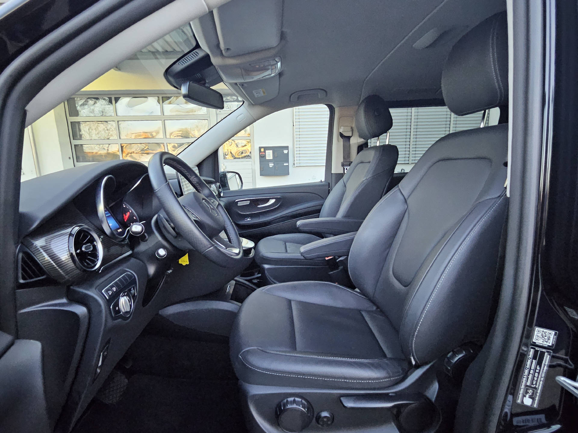 MERCEDES-BENZ V 250 d Avantgarde lang 4matic Van * 7- Plätzer * 10 Jahre oder 100'000km Gratisservice *-image-13