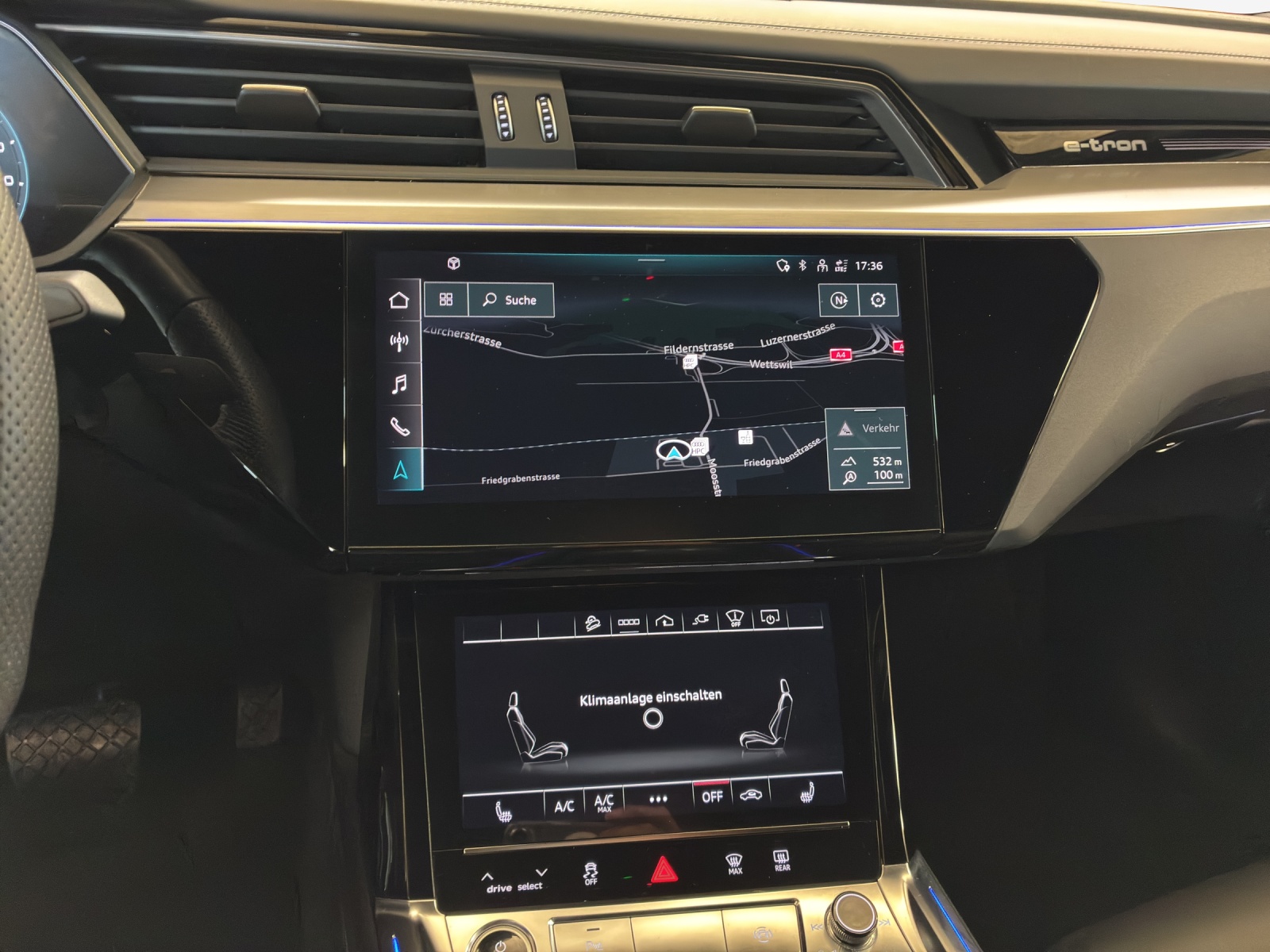 AUDI e-tron 55 Sportback S Line Black Edition quattro-image-10
