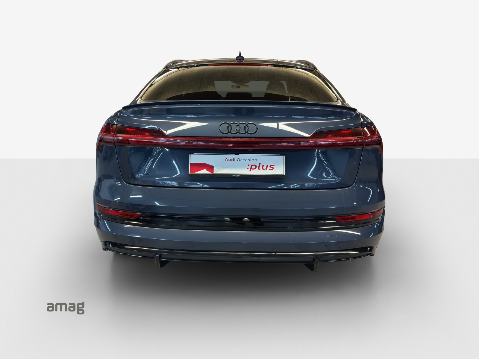 AUDI e-tron 55 Sportback S Line Black Edition quattro-showroom-element-3