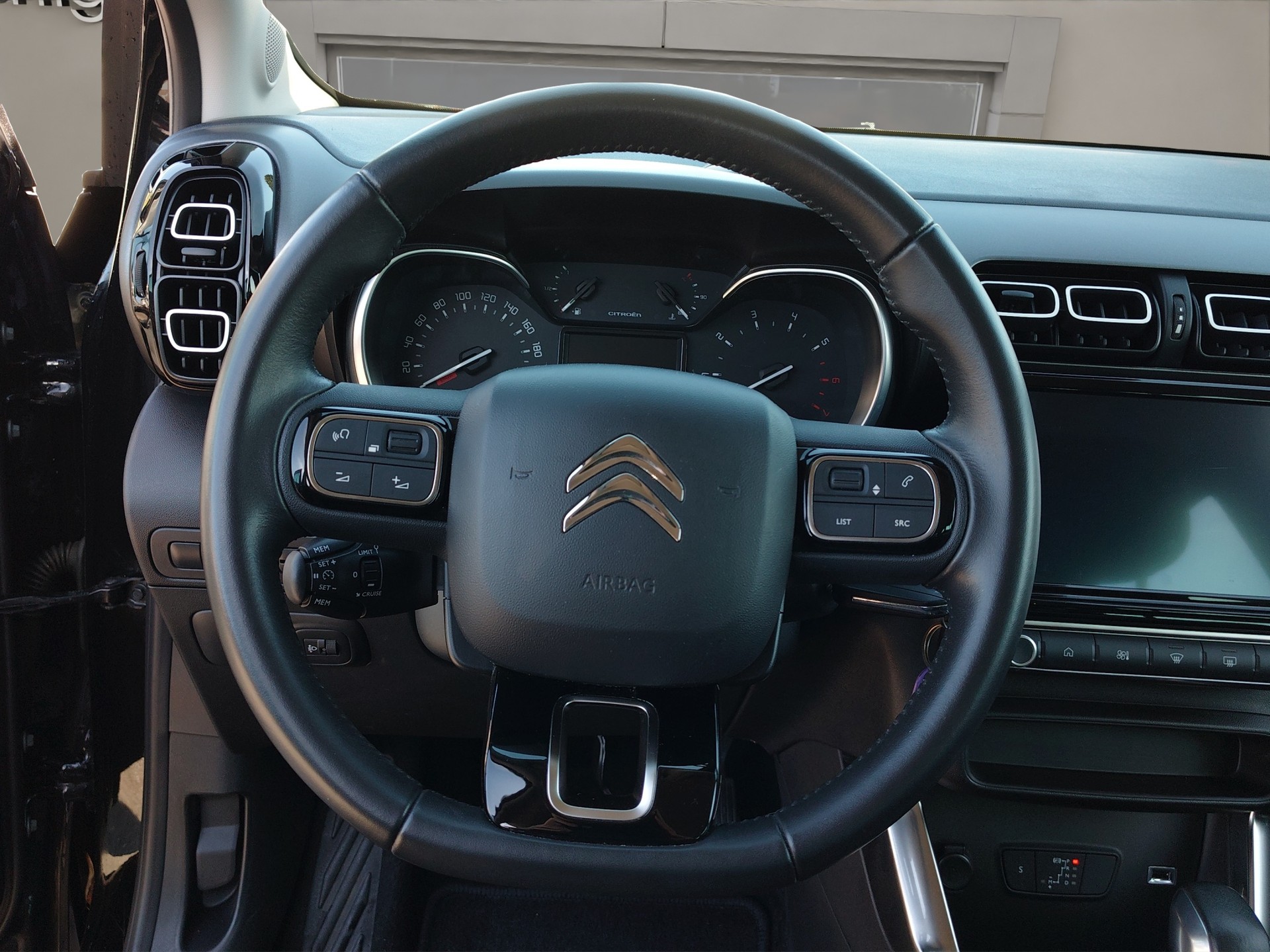 CITROEN C3 Aircross 1.2i PureTech Swiss Edition EAT6-image-11
