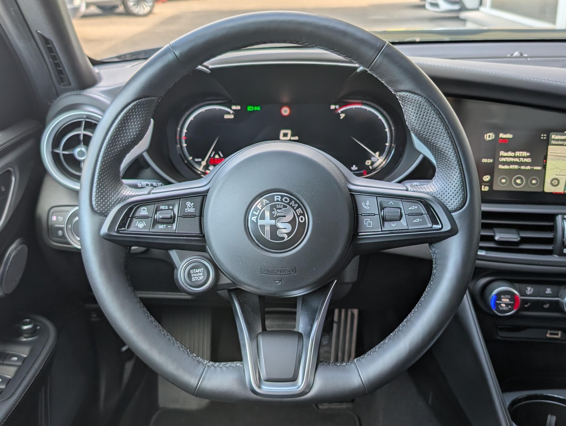 ALFA ROMEO Giulia 2.0 Q4 Veloce-image-13