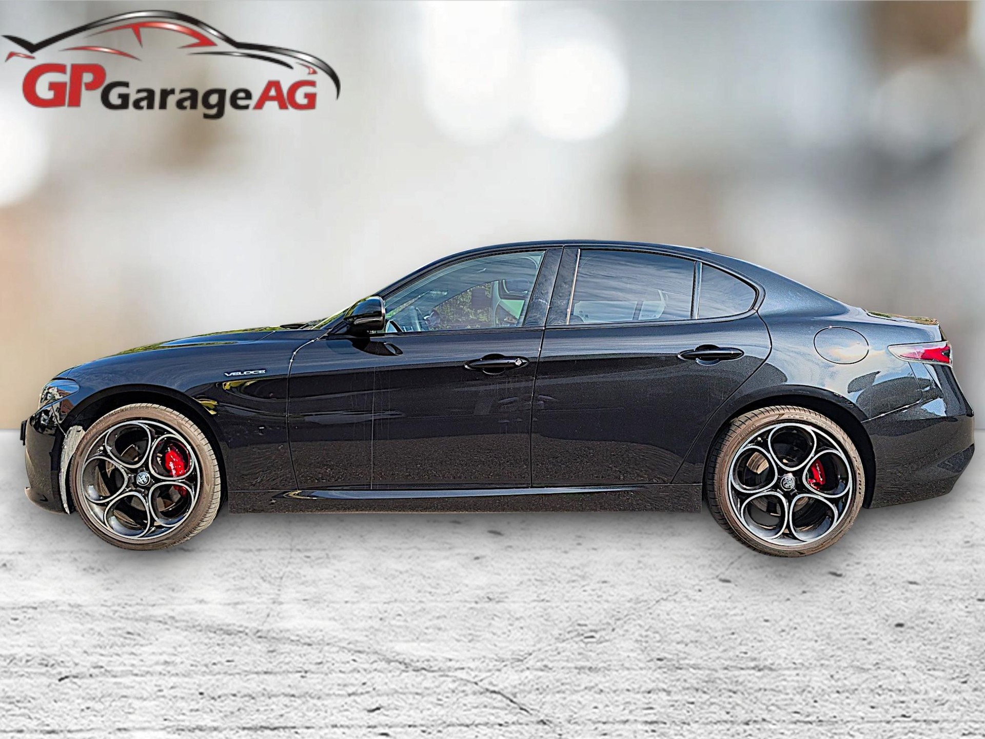 ALFA ROMEO Giulia 2.0 Q4 Veloce-showroom-element-1