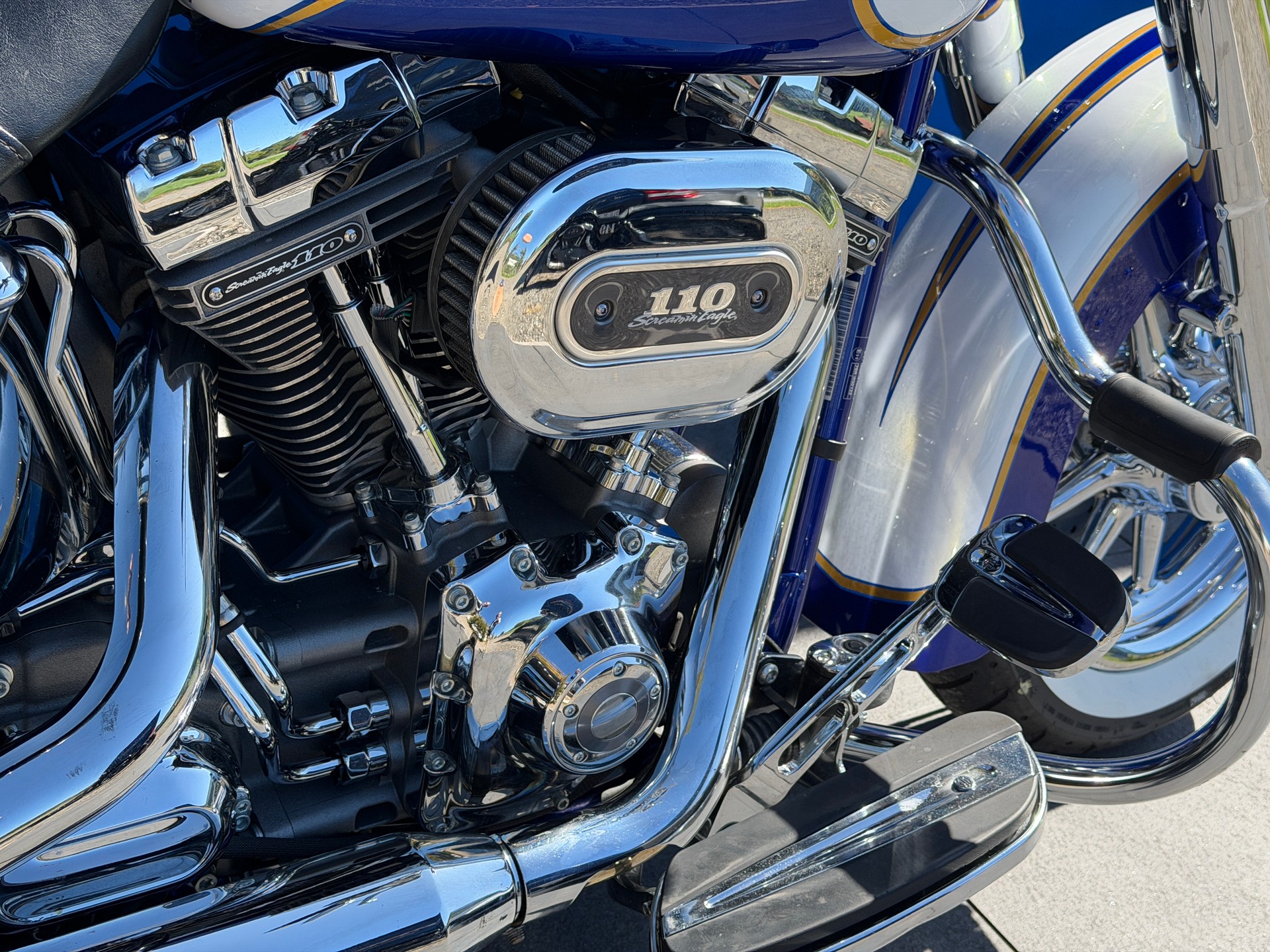 HARLEY-DAVIDSON FLSTNSE Softail Deluxe ABS CVO-image-5
