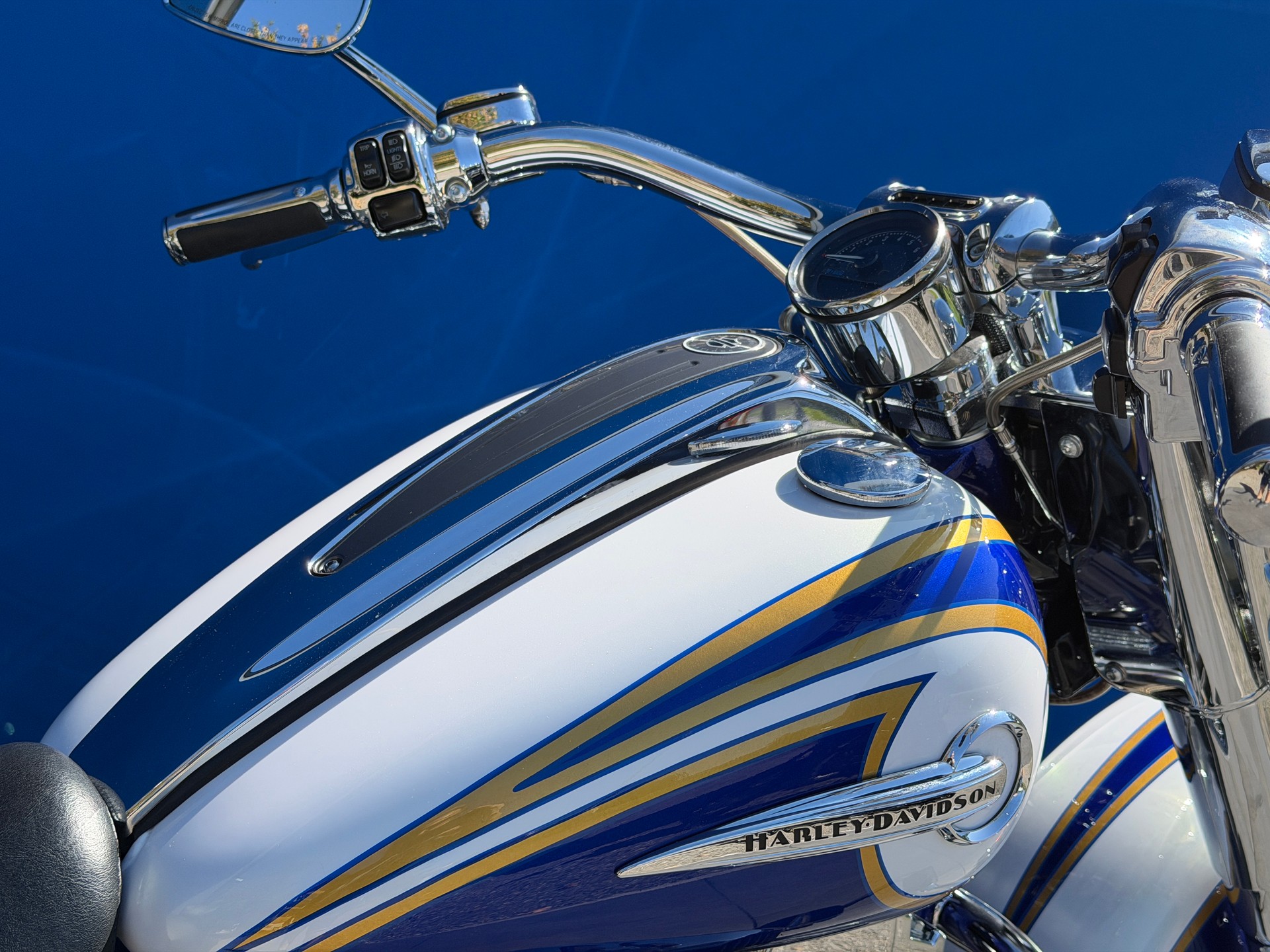 HARLEY-DAVIDSON FLSTNSE Softail Deluxe ABS CVO-image-6