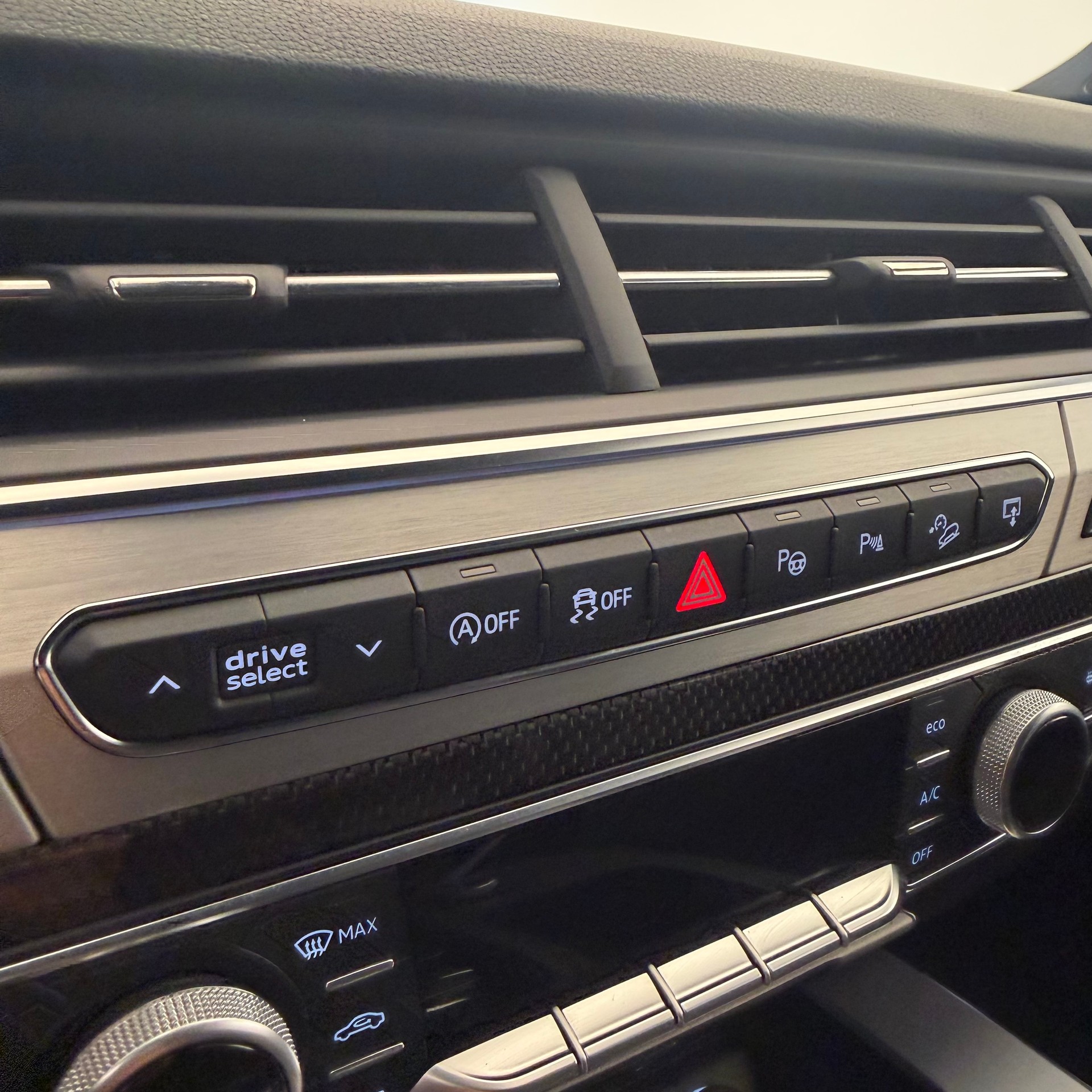 AUDI SQ7 4.0 TDI quattro ABT tiptronic 7 Plätze-image-10